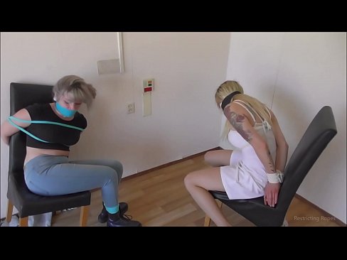 ❤️ दुर्व्यसनी / बाँधिएको र गागिएको / संकटमा युवती ne.ttsex.ru मा  ❌